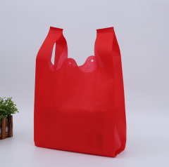 Eco friendly non woven t-shirt bag reusable shopping bag made by Quanzhou Golden Nonwoven Co.,ltd